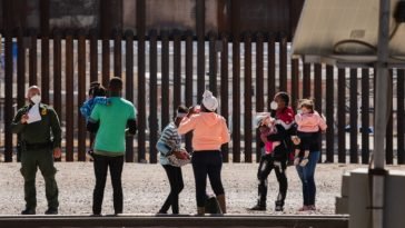 861 Criminals Caught Crossing Texas Border Area, Including 92 Sex Offenders