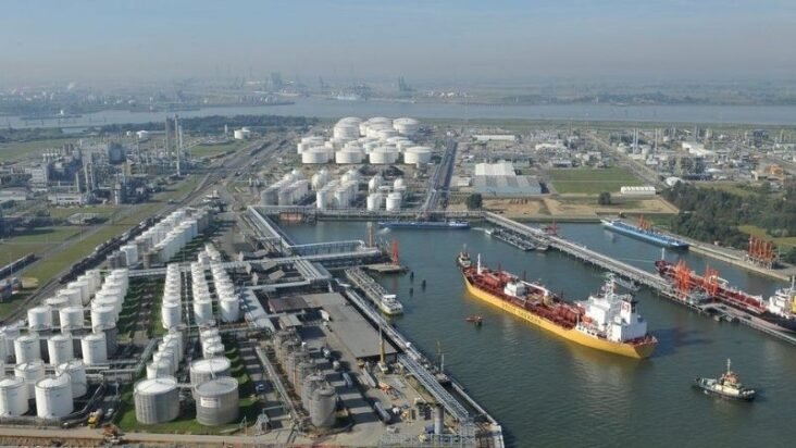 European oil facilities hit by cyber-attacks