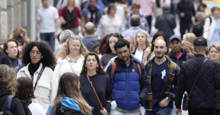 COVID-19 vaccine passports could be reintroduced this autumn, feds say