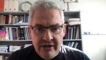 COVID-19 pandemic is still ‘raging,’ experts say. How to stay safe heading into fall