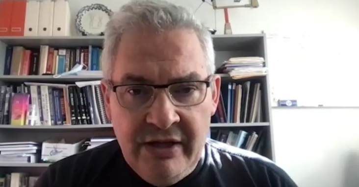 COVID-19 pandemic is still ‘raging,’ experts say. How to stay safe heading into fall