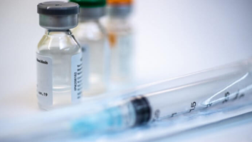 Doctors, Lawmaker Demand Answers on Hospitalization of Young Male After COVID-19 Vaccination