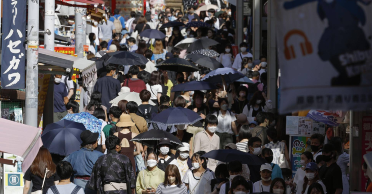 Experts urge Japan to downgrade COVID to similar class as seasonal flu