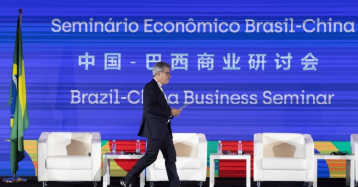 China, Brazil strike deal to ditch dollar for trade
