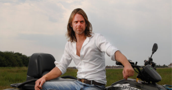 UK Disinformation Unit Monitored Headmaster Who Questioned COVID-19 Vaccines For Children