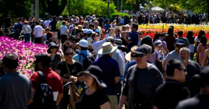 Canada's population grew by 430,000 in Q3