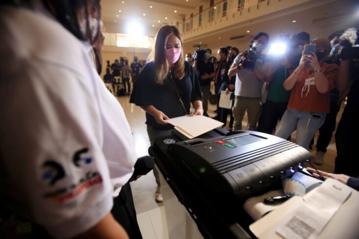 Philippines Bans Vote Machine