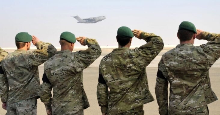 Australia must consider bringing back conscription as ‘all-out war’ with Russia looms, expert says