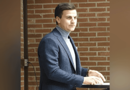 Dries Van Langenhove (L'hoyes Melissa via Wikimedia Commons) This image is licensed under the Creative Commons Attribution-Share Alike 4.0 International license. License: https://creativecommons.org/licenses/by-sa/4.0/deed.en Gaussian Blur added to image