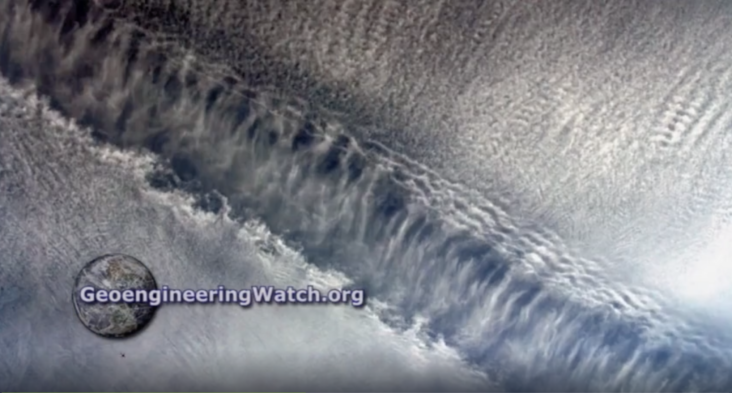 The truth behind those white streaks trailing jets in the sky