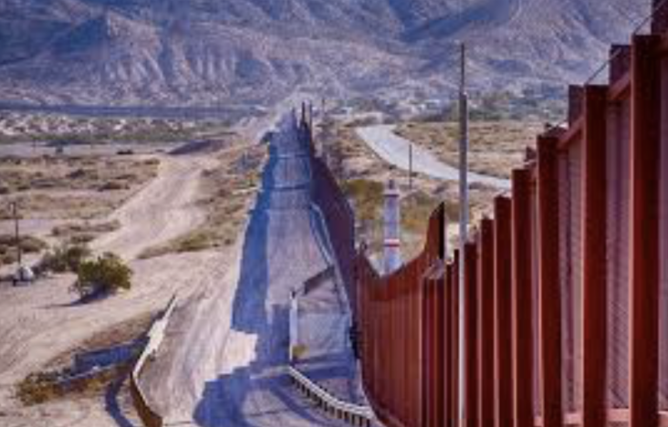 Supreme Court allows Texas to begin enforcing law that lets police arrest migrants at border